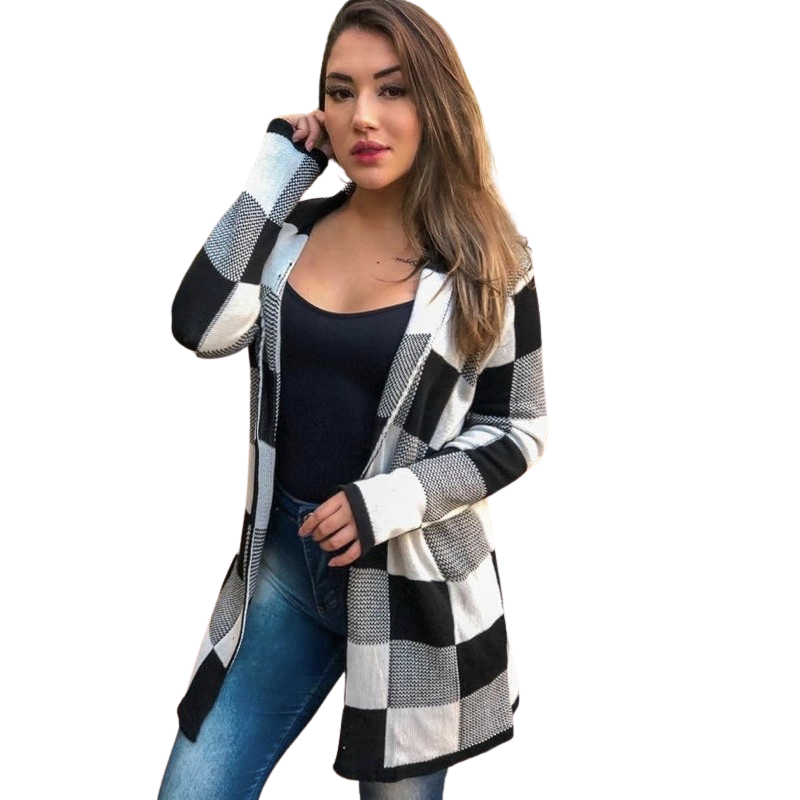 Cardigan Feminino Xadrez Sobretudo - Estilo e Conforto em Uma Peça