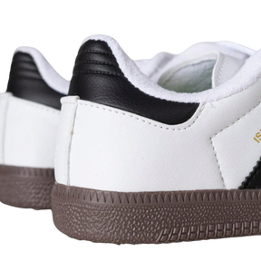 Tênis Feminino Boutique Lux – Couro Branco & Preto com Sola Reta Premium